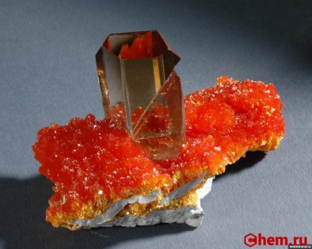 Аурипигмент