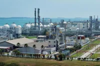 Правительство Индонезии построит нефтеперерабатывающие заводы