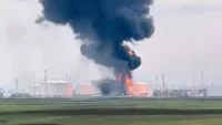 Площадь пожара на нефтебазе на Кубани увеличилась