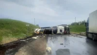 В Самарской области опрокинулся нефтевоз