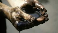 Под Ростовом обнаружили сброс стоков с нефтепродуктами