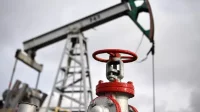 "Татнефть" снизила добычу нефти в годовом выражении