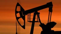 Нефть дешевеет перед выходом статистики в США