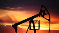 Цены на нефть пошли вверх на данных о запасах в США