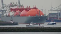 В ЕС отказались от идеи запретить импорт российского СПГ, сообщило Reuters