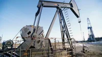 Стоимость нефти умеренно увеличивается