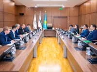 КазМунайГаз и DeGolyer and MacNaughton обсудили тенденции на нефтегазовом рынке
