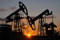 Падение мировых цен на нефть ударило по российскому бюджету